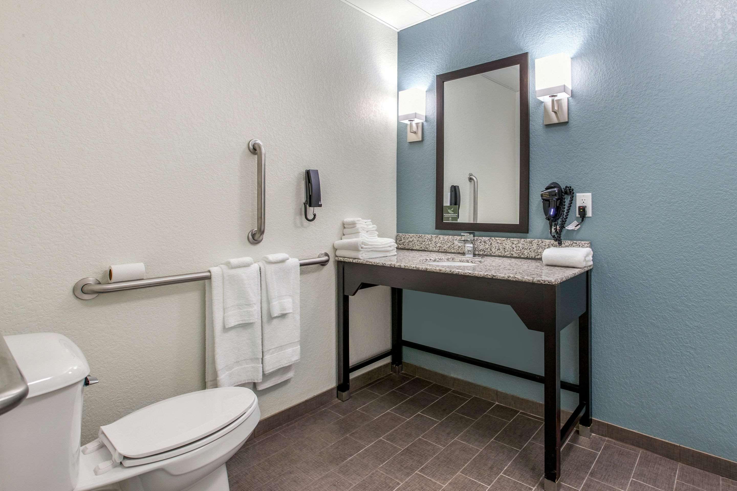 Sleep Inn & Suites Ankeny - Des Moines Ngoại thất bức ảnh