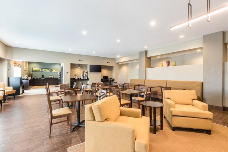 Sleep Inn & Suites Ankeny - Des Moines Ngoại thất bức ảnh
